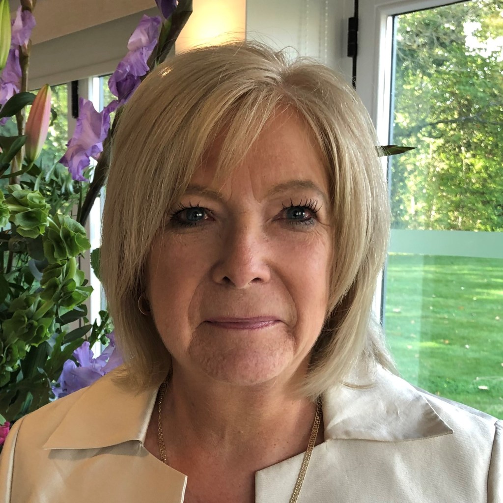 Photo of Fiona Kinsman.